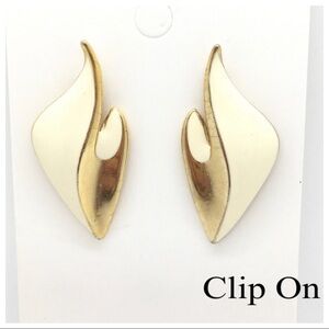 Vintage Enamel Goldtone Earrings